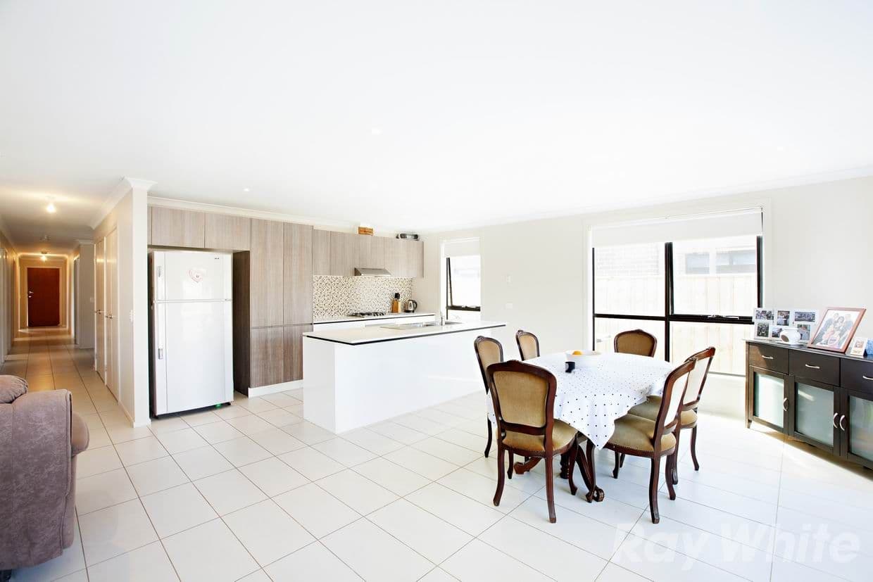 18 Limelight Street, TARNEIT VIC 3029, Tarneit - Thumbnail 4