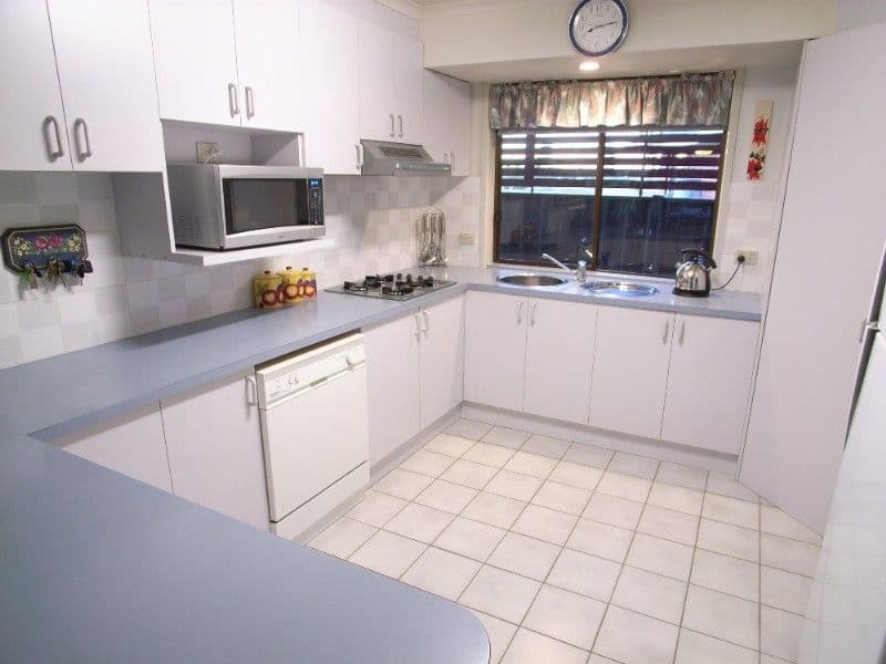 2 McMahon Court, SHEPPARTON VIC 3630, Shepparton - Thumbnail 2