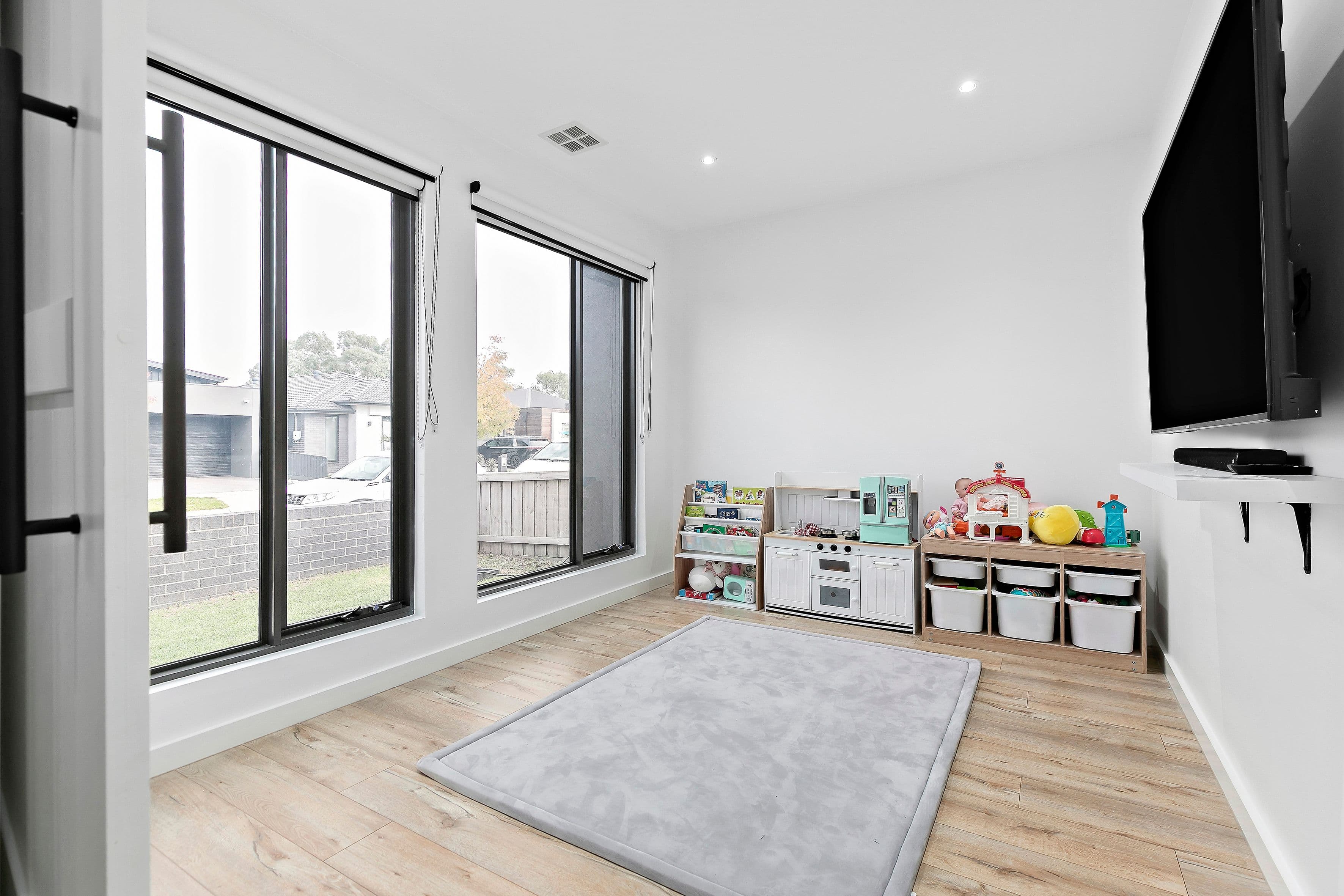 8 Saffron Street, Greenvale VIC 3059, Greenvale - Thumbnail 3