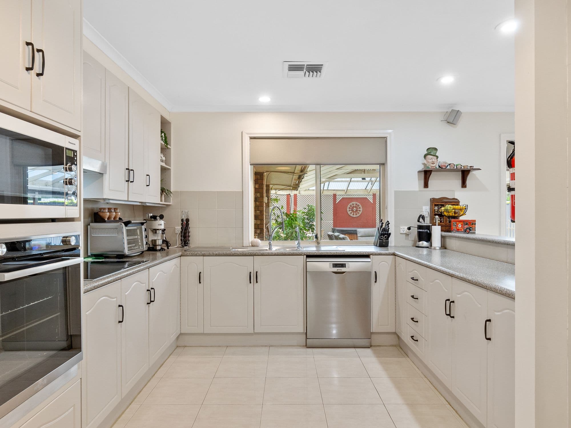 15 Hispano Drive, Woodcroft SA 5162, Woodcroft - Thumbnail 7