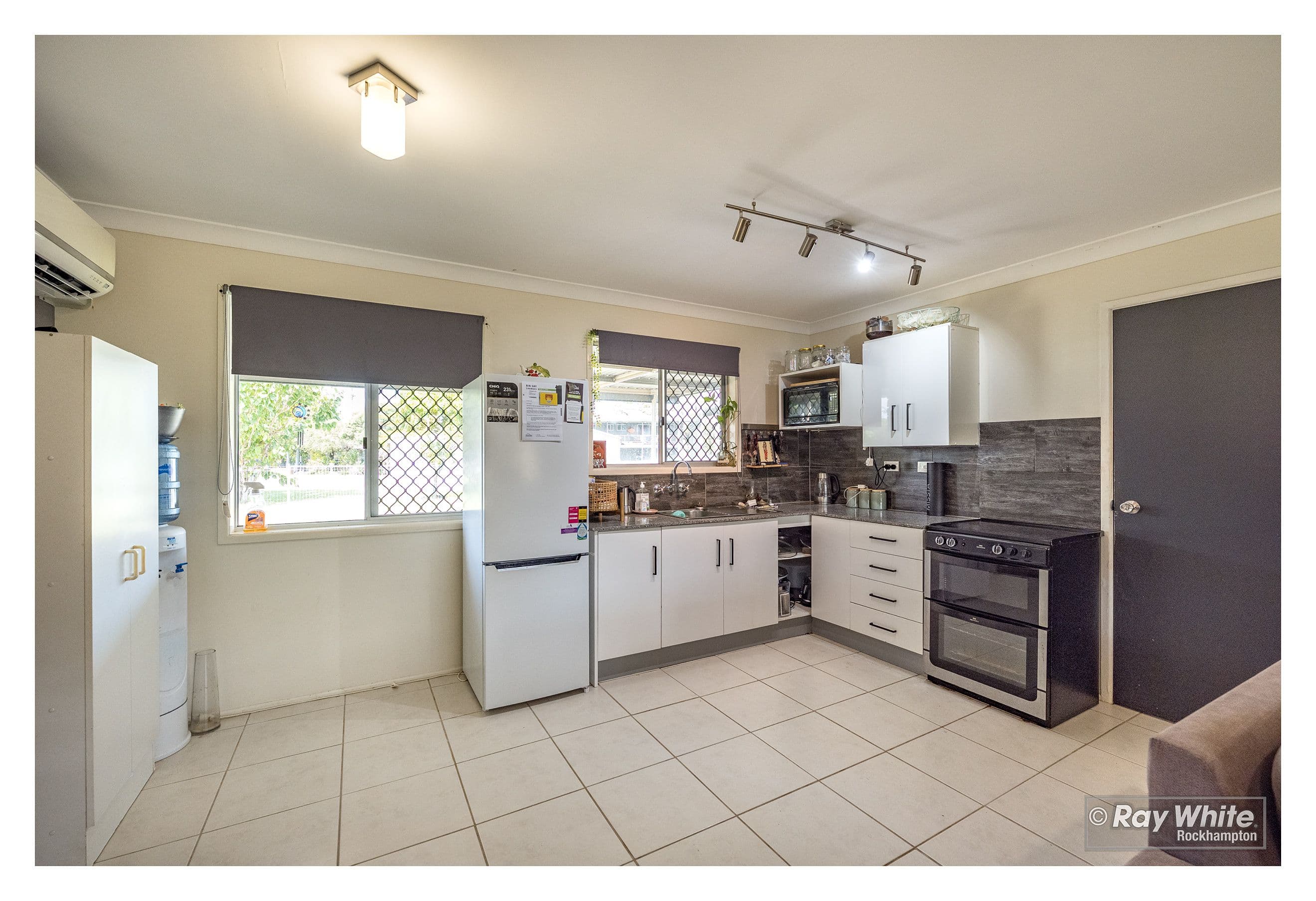 84 Stenlake Avenue, Kawana QLD 4701, Kawana - Thumbnail 3