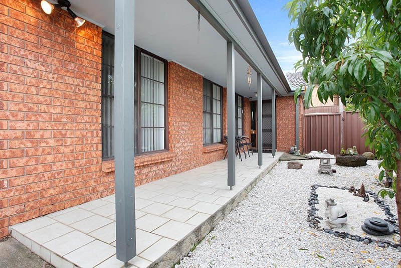 15 Hinkler Place, Doonside - Image 1