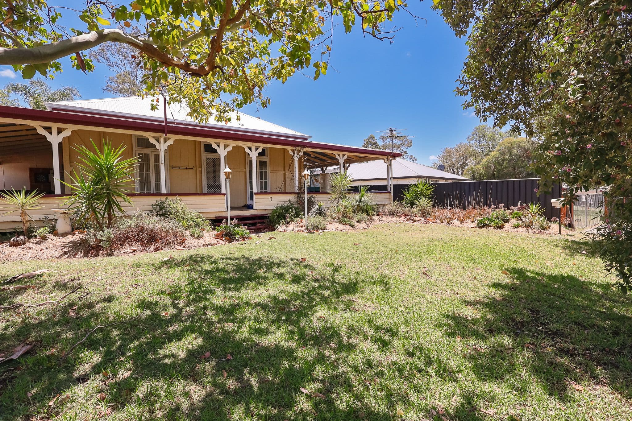 3 Albert Street, Roma QLD 4455, Roma - Image 1
