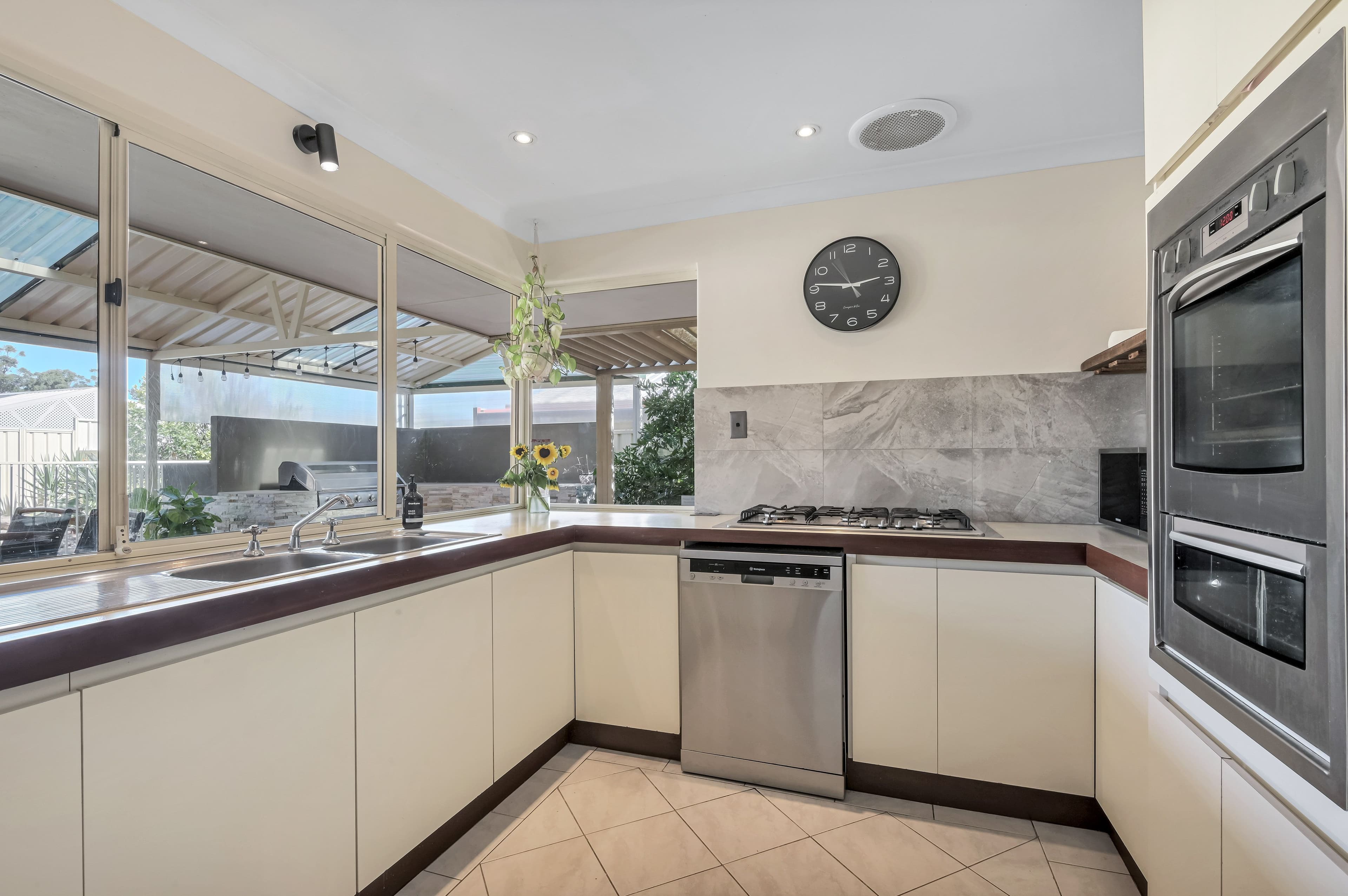 4 Venturer Court, Thornlie WA 6108, Thornlie - Thumbnail 4