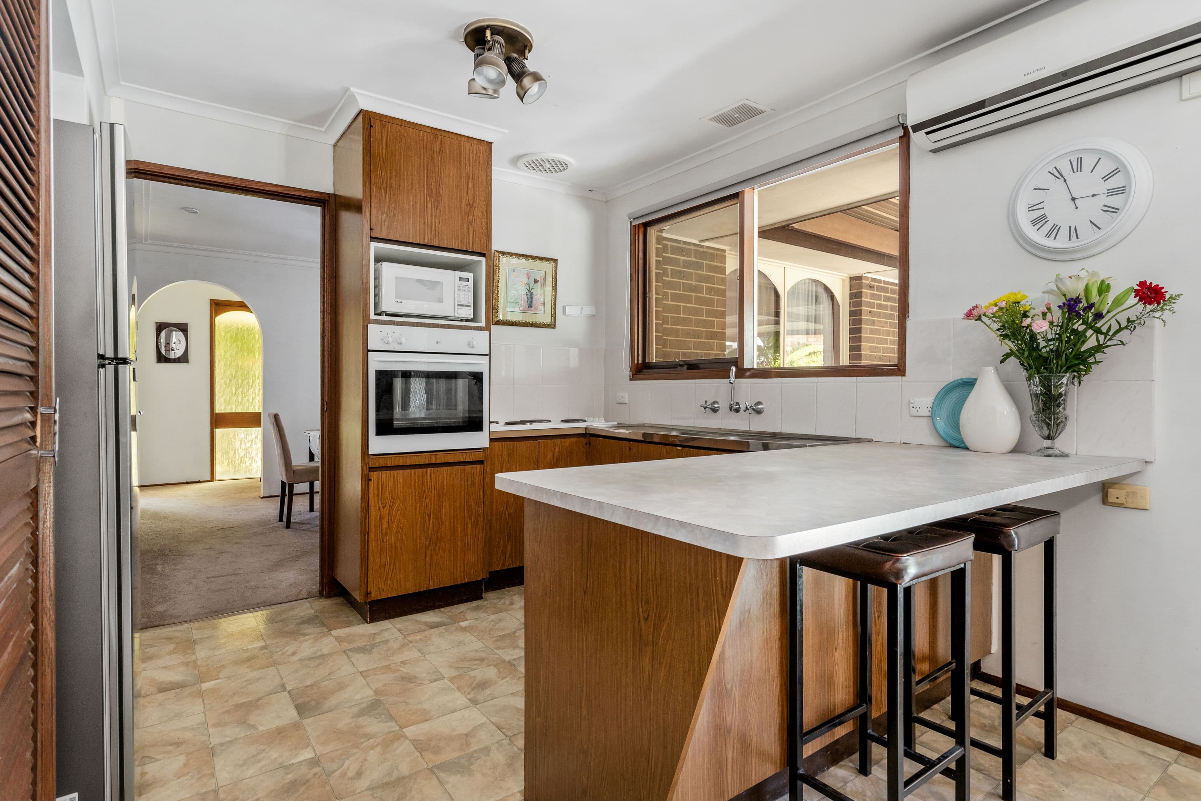 13 Cloverlea Drive, Wantirna VIC 3152, Wantirna - Thumbnail 2