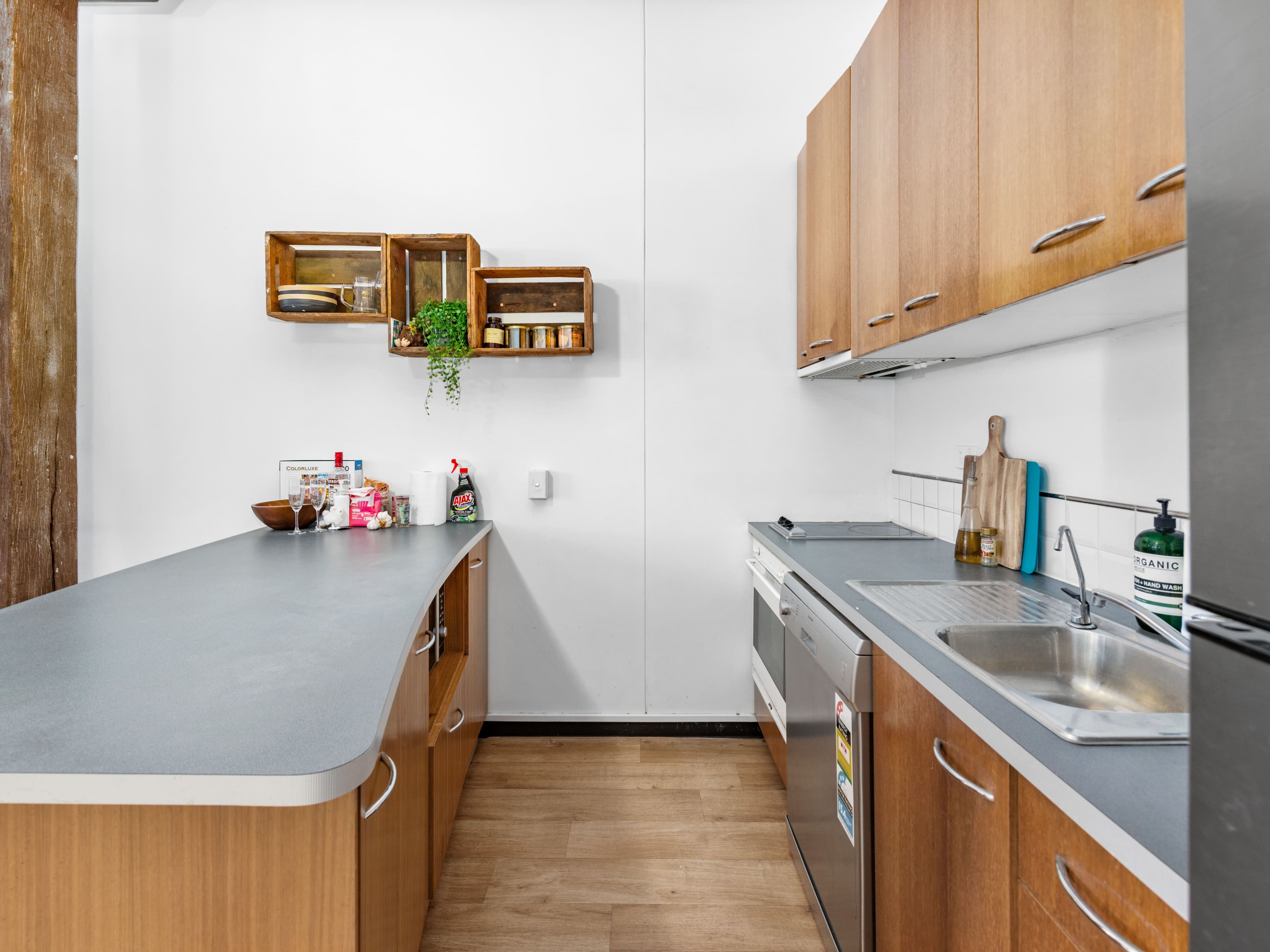 74 Graf Road, Somerville, Somerville - Thumbnail 7