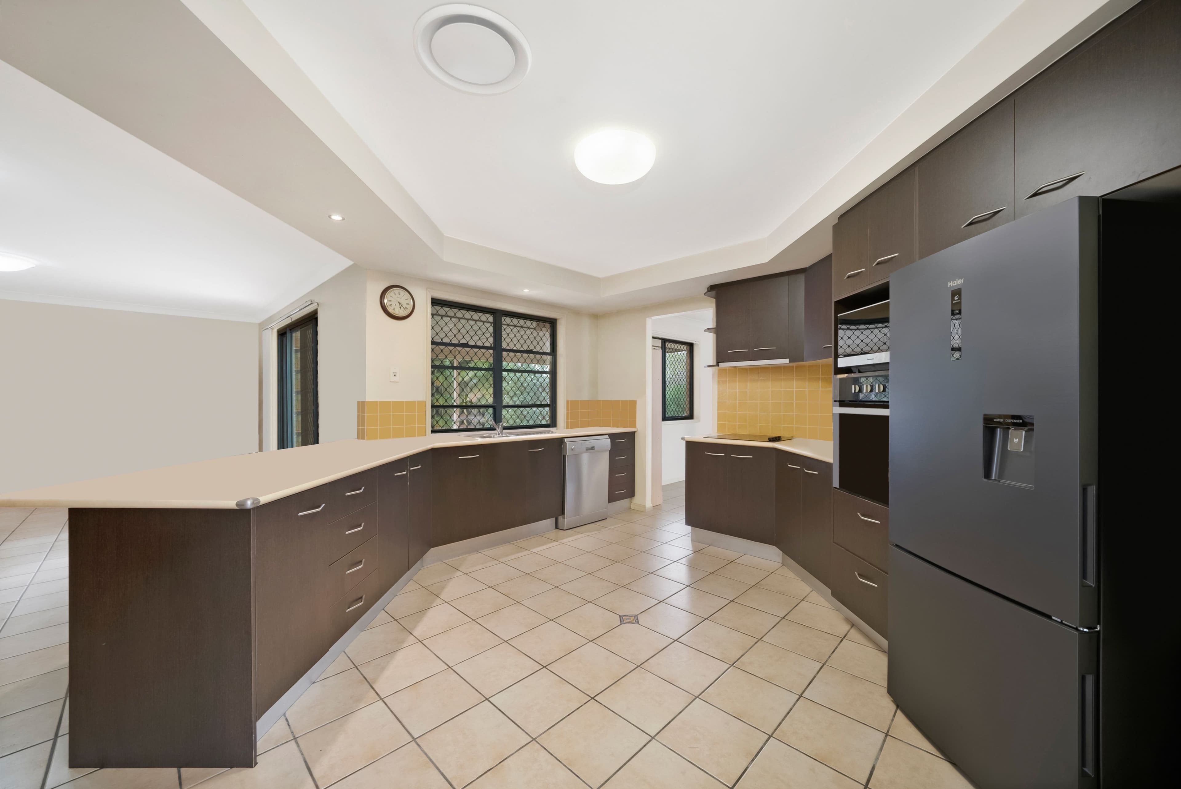 35 Finnegan Street, Rothwell QLD 4022, Rothwell - Thumbnail 3