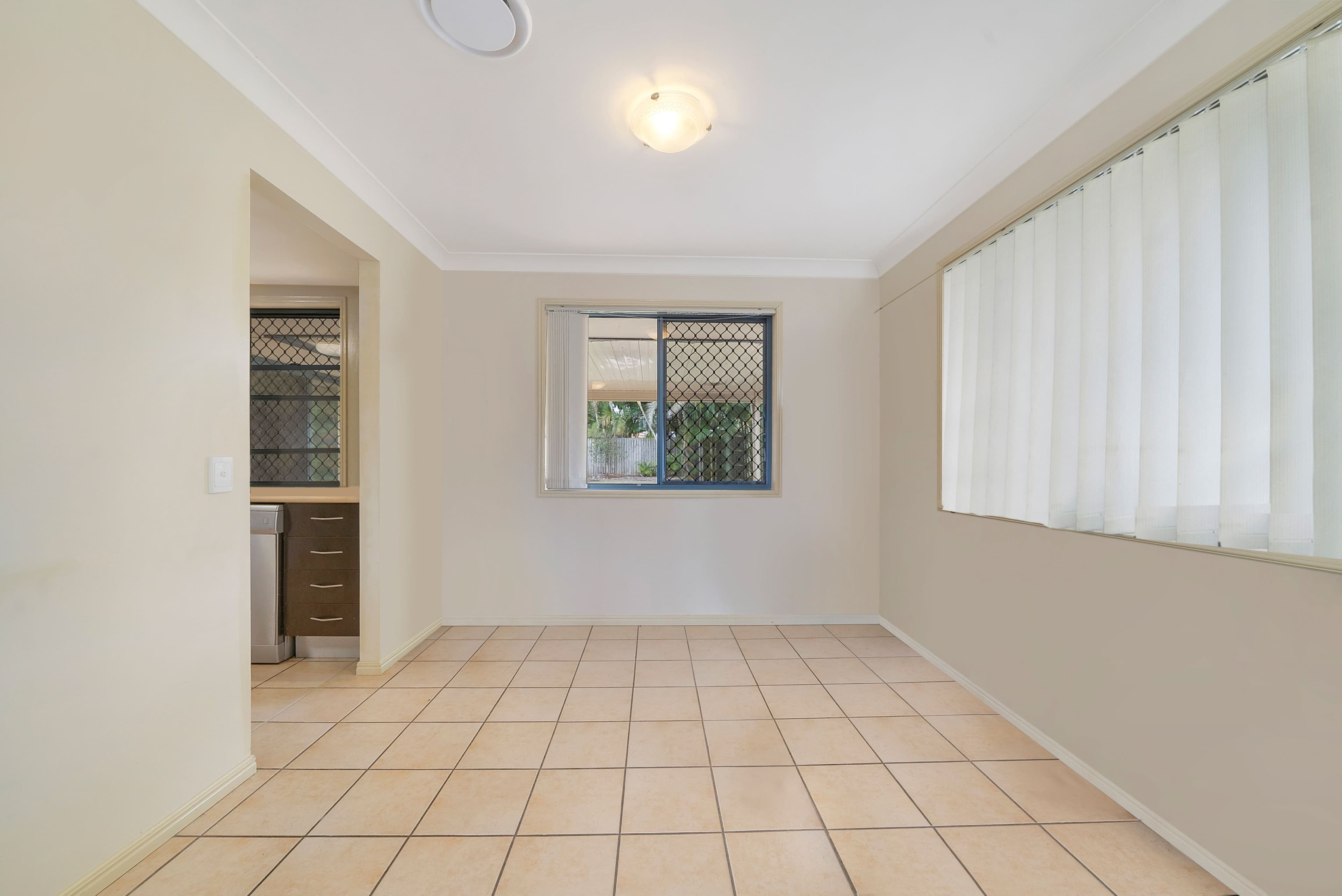 35 Finnegan Street, Rothwell QLD 4022, Rothwell - Thumbnail 8
