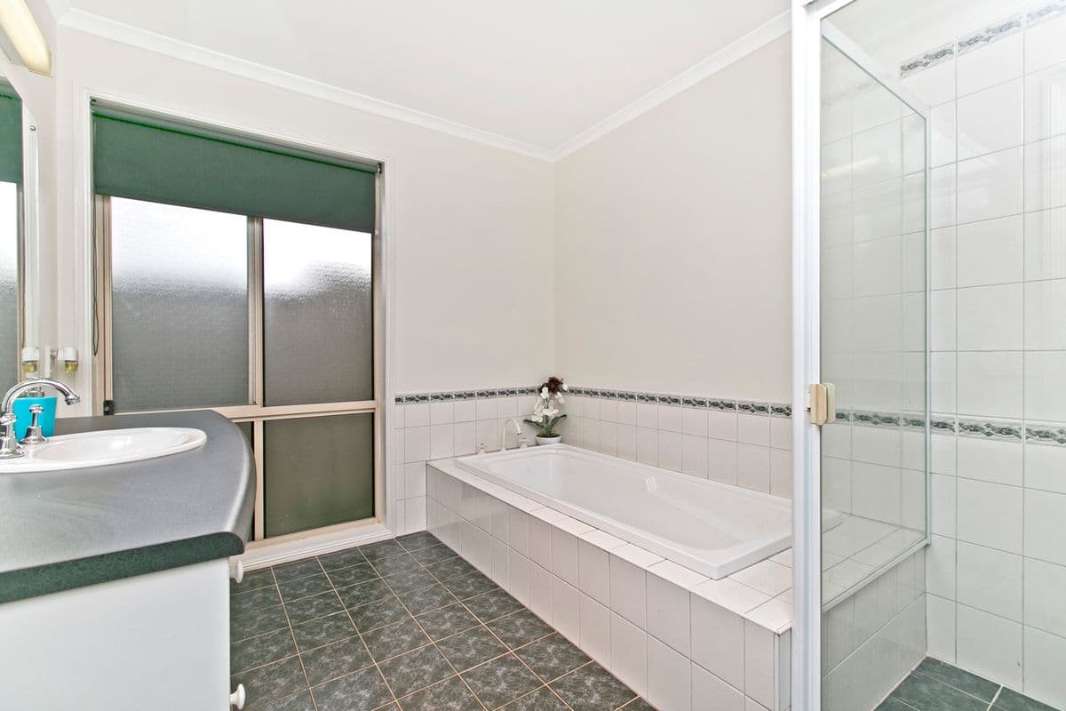 1 Parkview Drive, OAKDEN SA 5086, Oakden - Thumbnail 6
