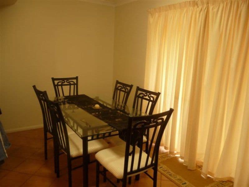 27 Gladstone Street, NEWTOWN QLD 4305, Newtown - Thumbnail 3