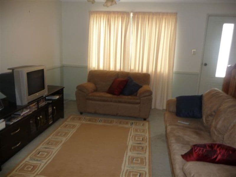 27 Gladstone Street, NEWTOWN QLD 4305, Newtown - Thumbnail 6