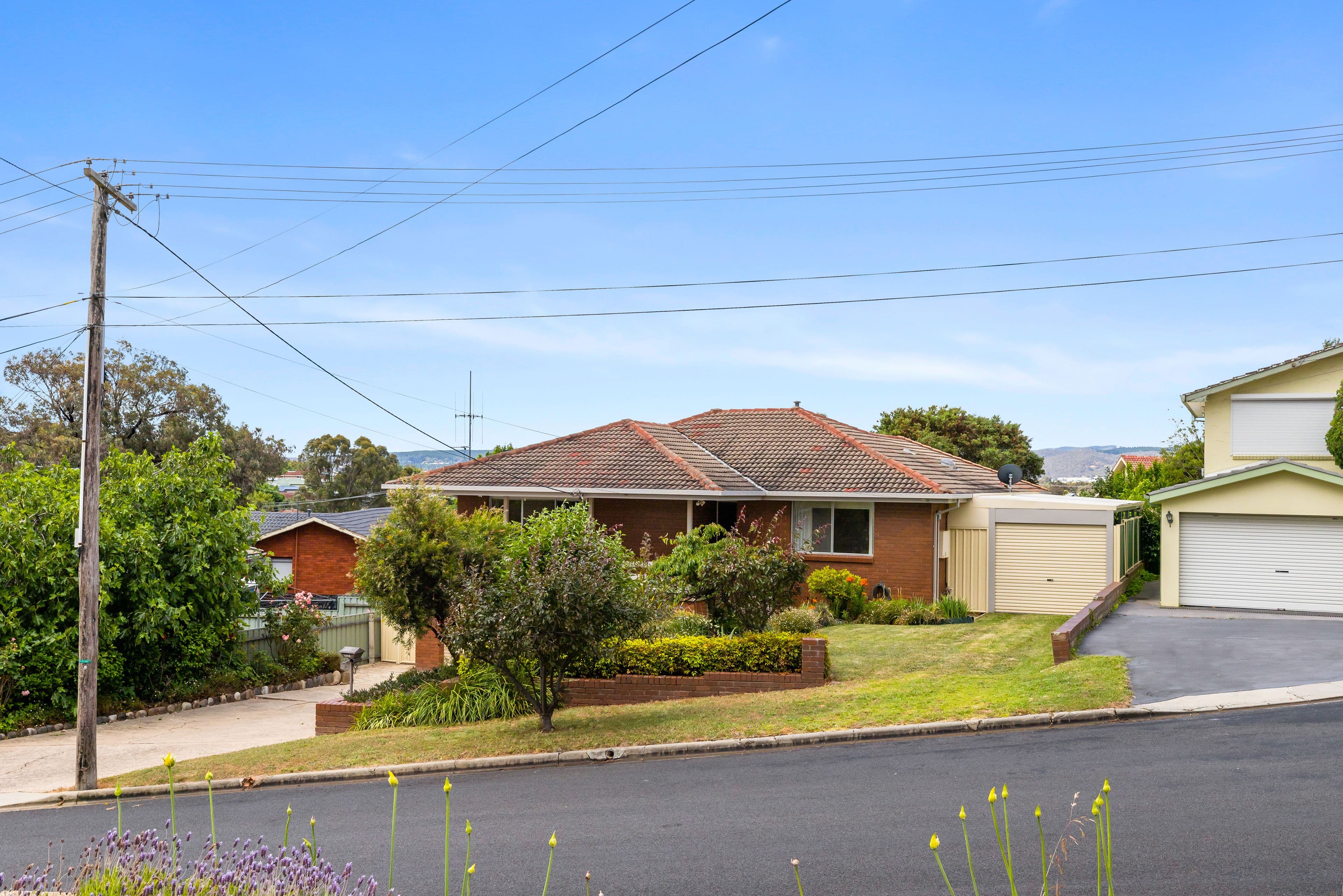 2 Kobada Close, Karabar NSW 2620, Karabar - Thumbnail 2