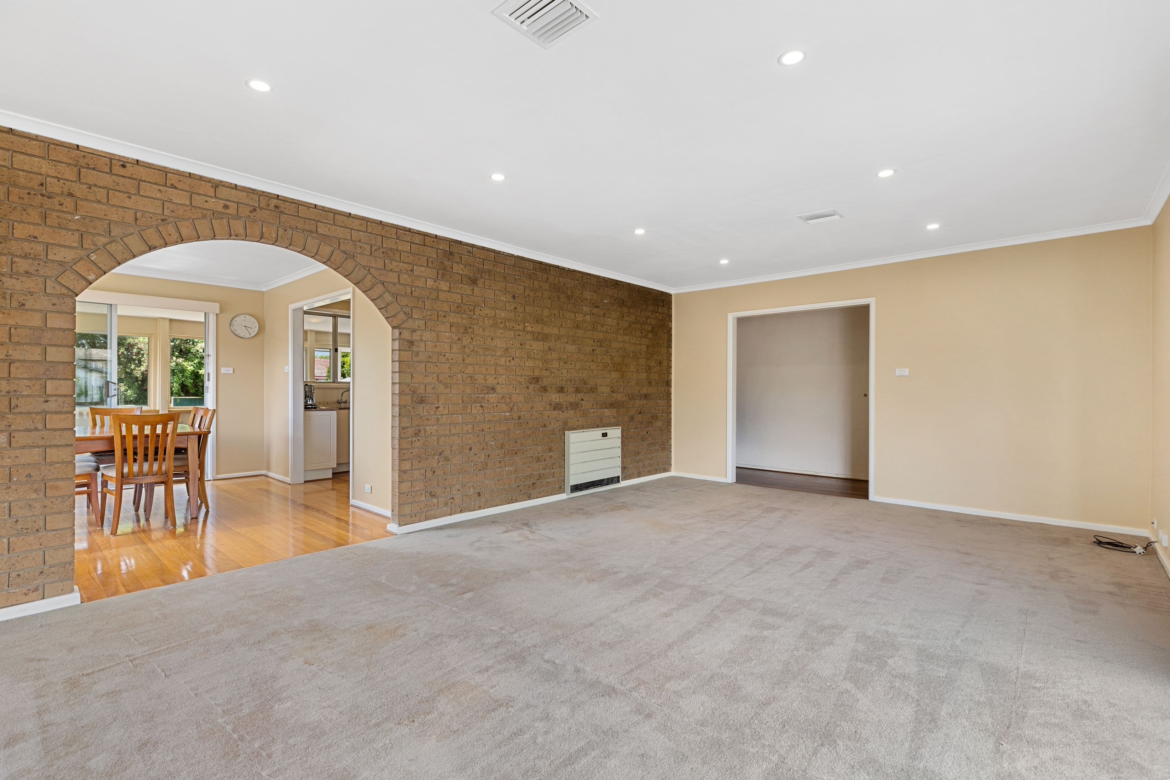 2 Kobada Close, Karabar NSW 2620, Karabar - Thumbnail 6
