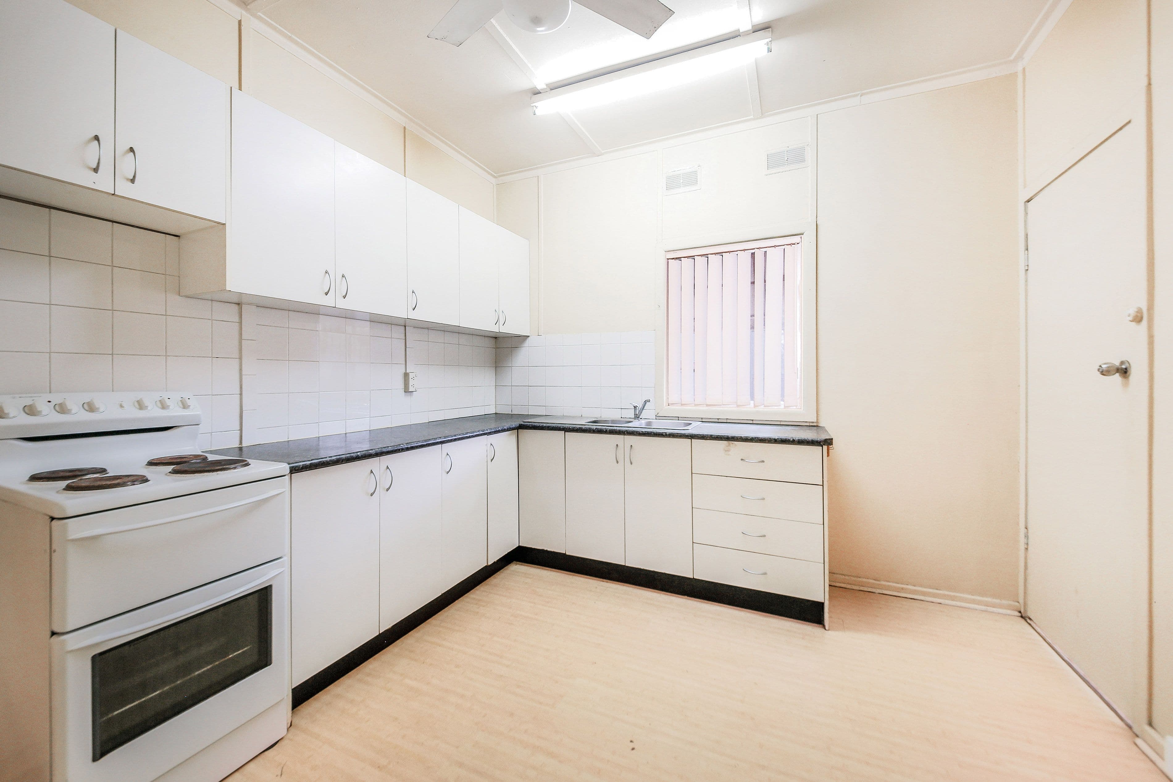 14 Warringa Street, Yagoona NSW 2199, Yagoona - Thumbnail 4