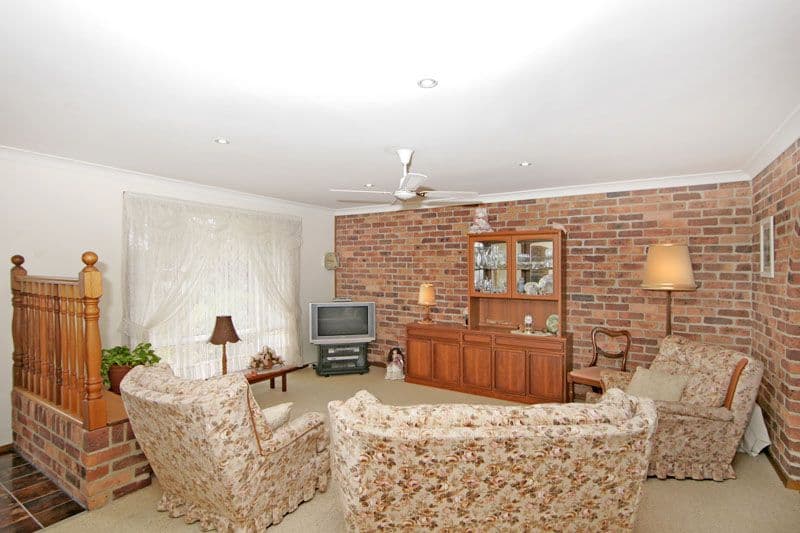 8 Carnation Close, BATEAU BAY NSW 2261, Bateau Bay - Thumbnail 2