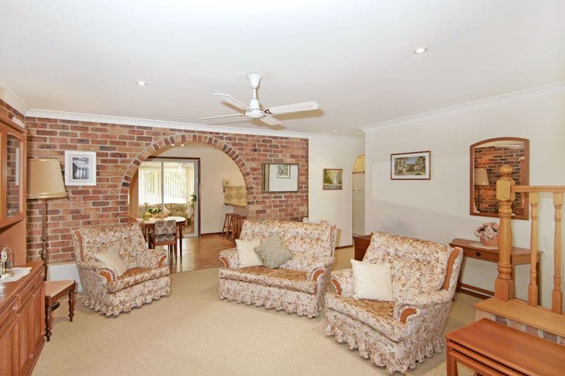 8 Carnation Close, BATEAU BAY NSW 2261, Bateau Bay - Thumbnail 3
