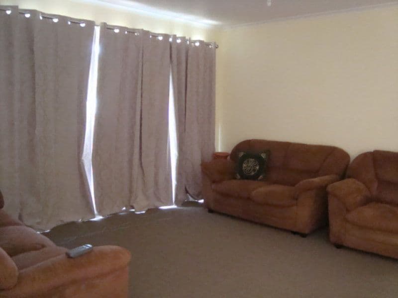 35 Rosalie Drive, YARRAMAN QLD 4614, Yarraman - Thumbnail 7