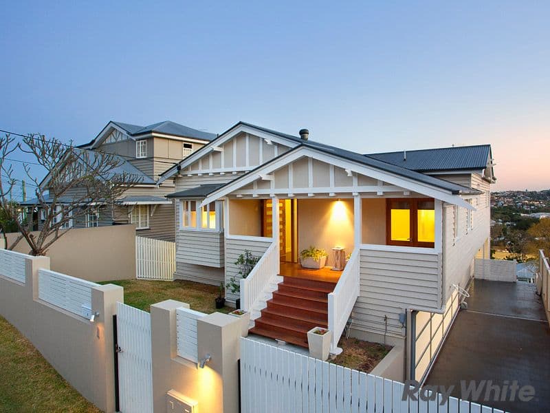 4 Hendon Street, NEWMARKET QLD 4051, Newmarket - Thumbnail 3