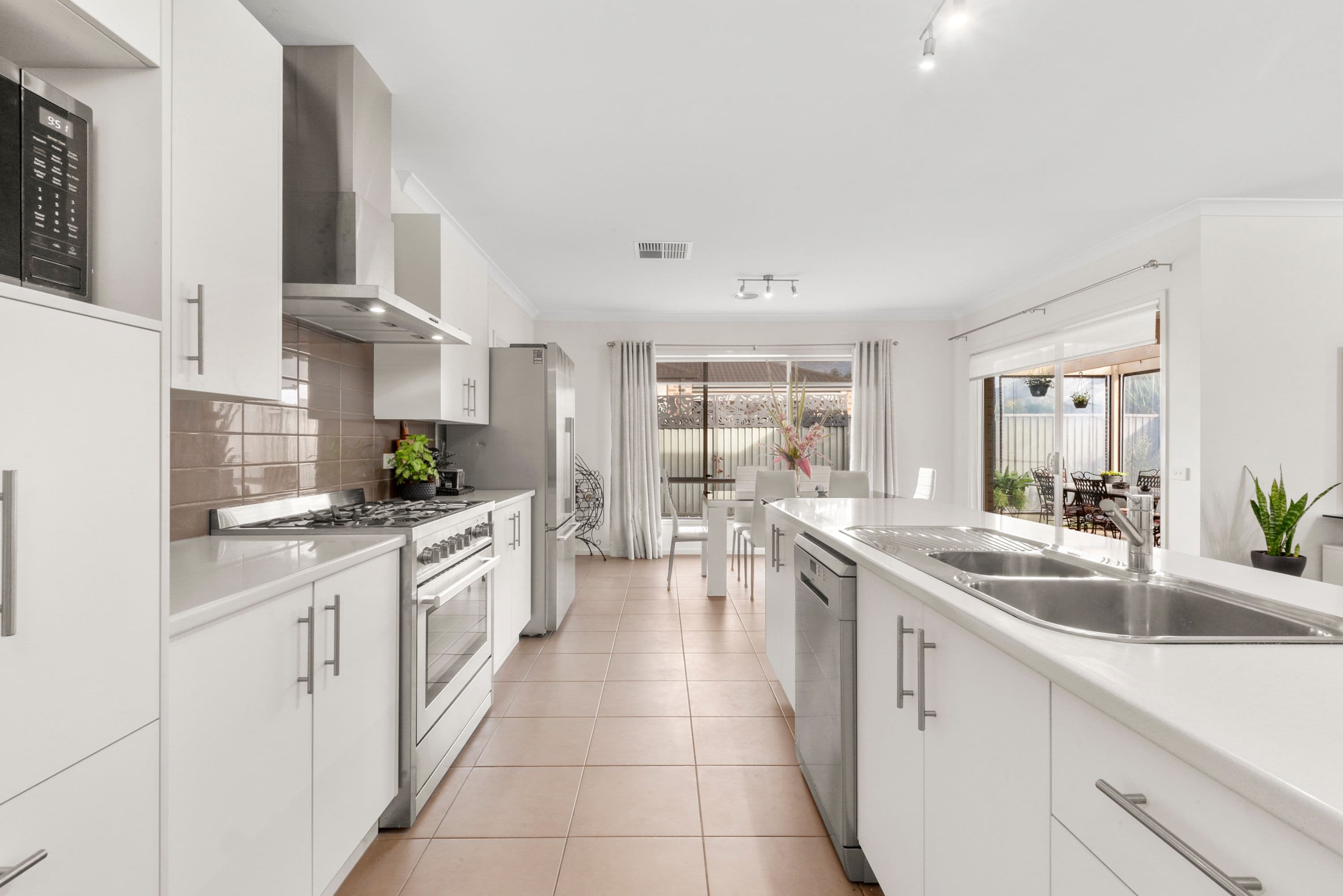 6 Shelduck Court, Lara VIC 3212, Lara - Thumbnail 3