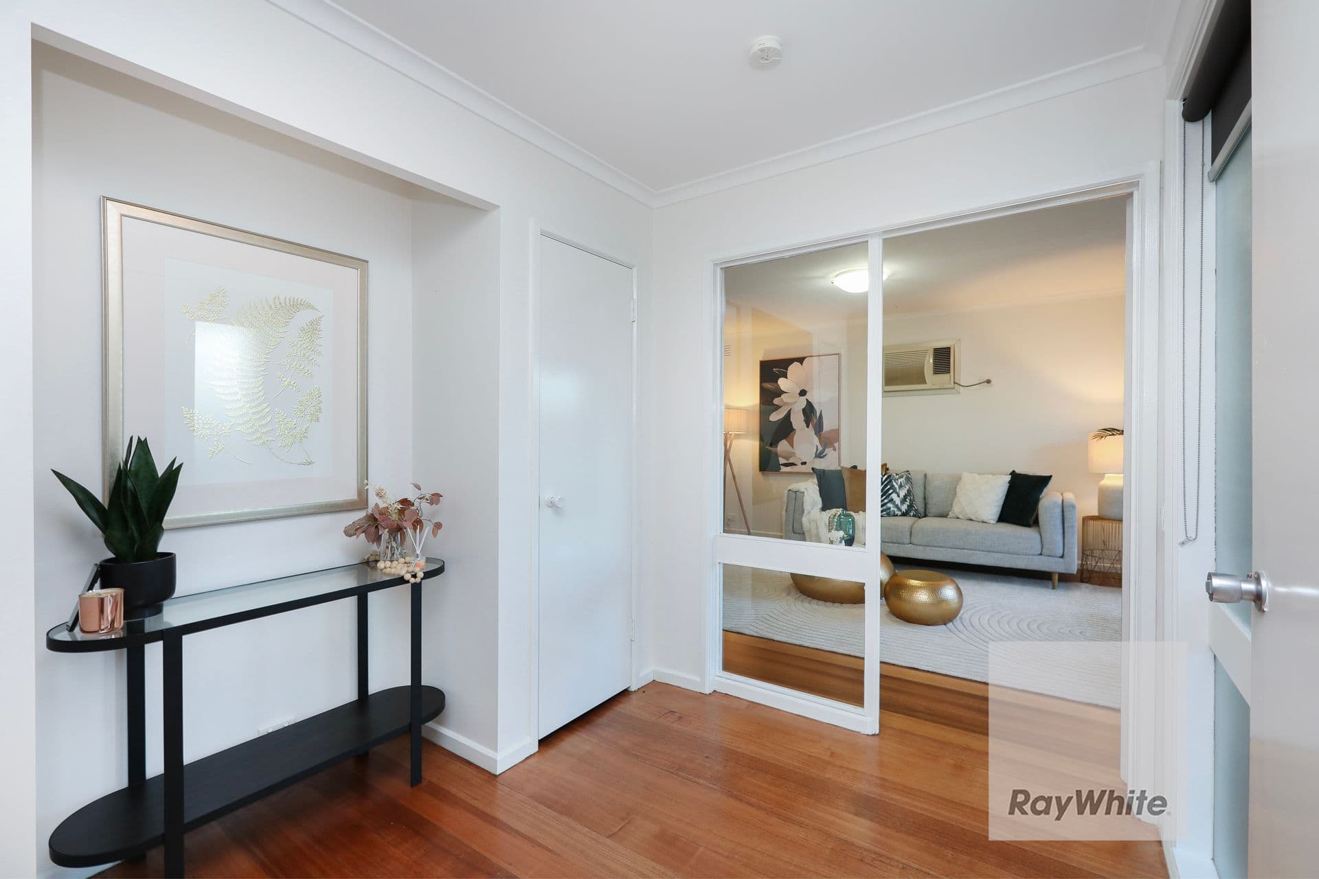 6 Galway Grove, Gladstone Park VIC 3043, Gladstone Park - Thumbnail 2