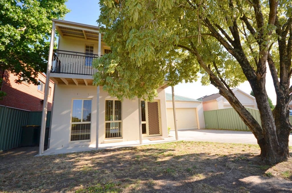 13 Garden Court, LAKE GARDENS VIC 3355, Lake Gardens - Image 1