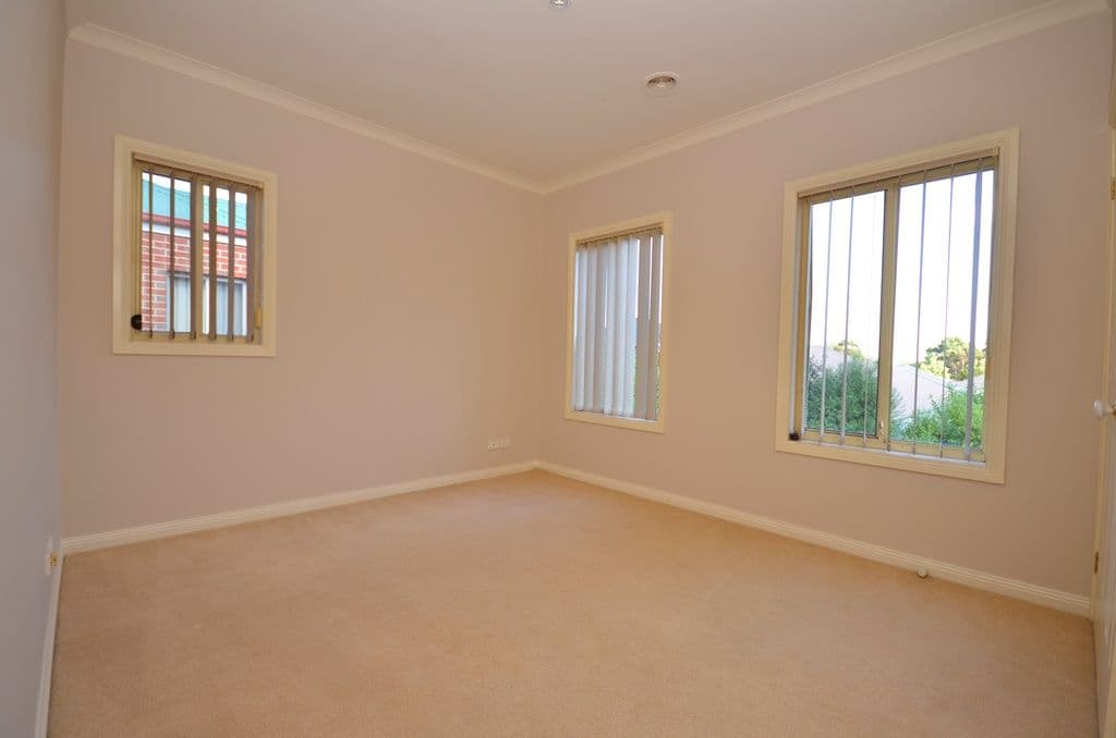 13 Garden Court, LAKE GARDENS VIC 3355, Lake Gardens - Thumbnail 6