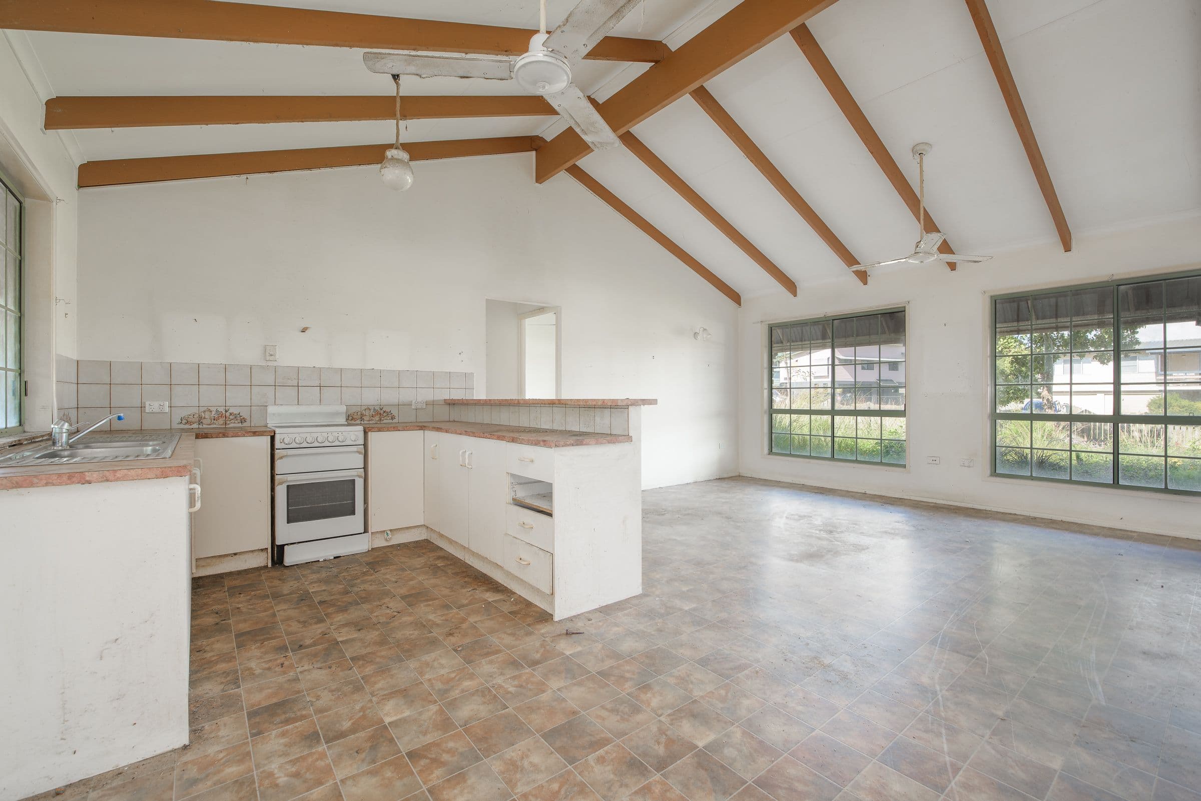 63 Cremorne Drive, Tannum Sands QLD 4680, Tannum Sands - Image 1