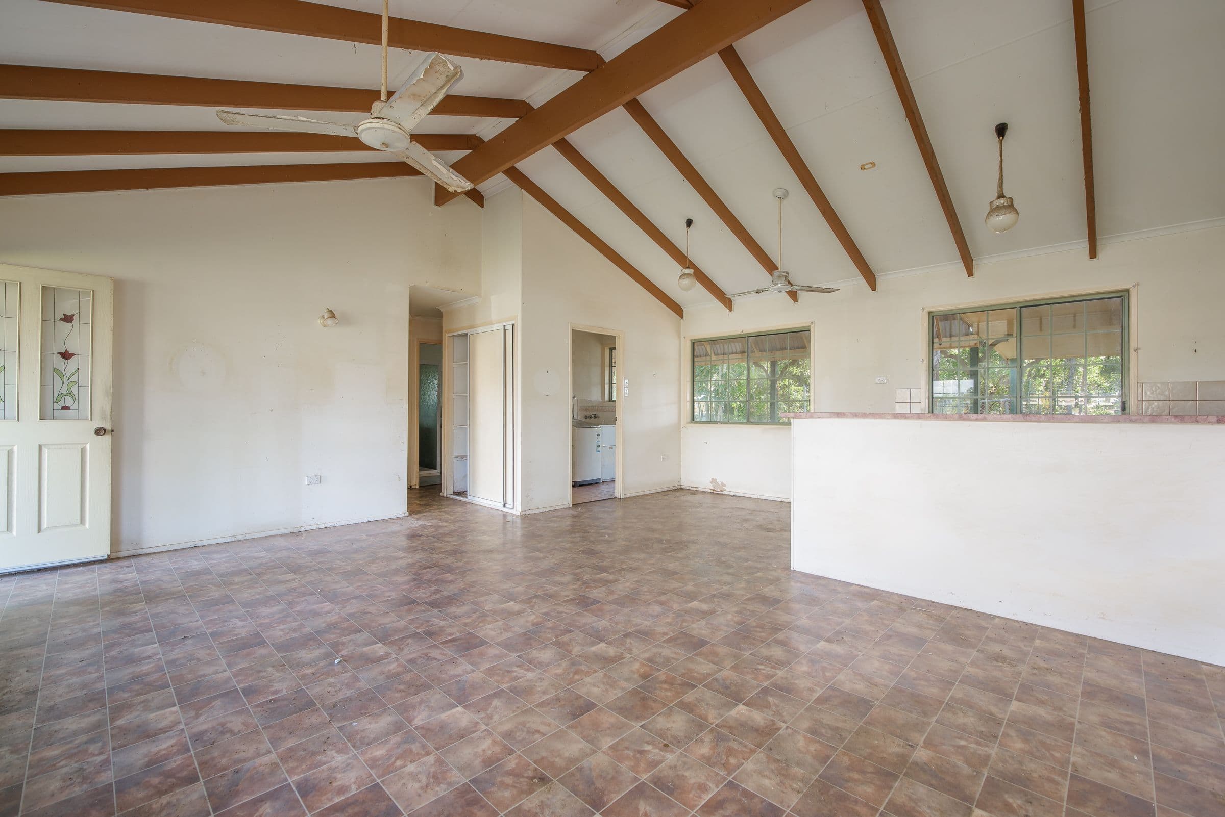 63 Cremorne Drive, Tannum Sands QLD 4680, Tannum Sands - Thumbnail 4