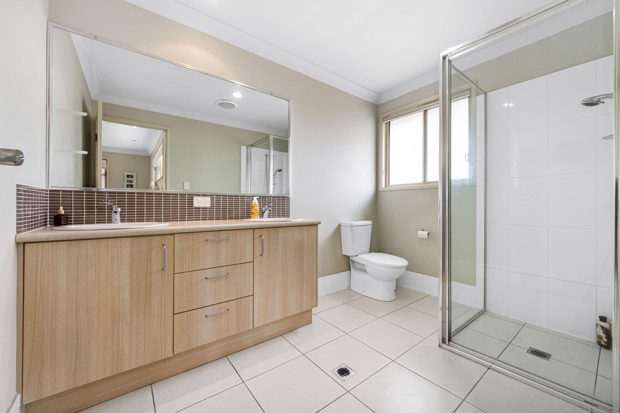 1 Chantrill Avenue, Nerang QLD 4211, Nerang - Thumbnail 7