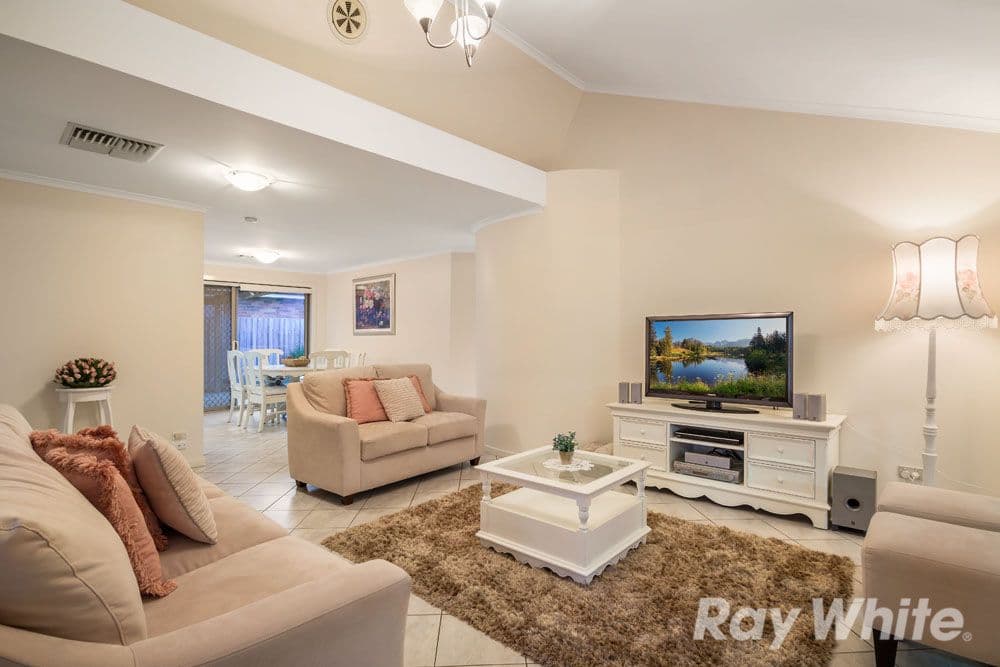 5 The Seekers Crescent, Mill Park VIC 3082, Mill Park - Thumbnail 3