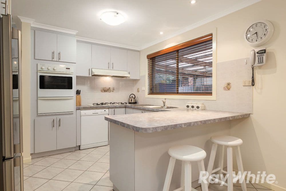 5 The Seekers Crescent, Mill Park VIC 3082, Mill Park - Thumbnail 4