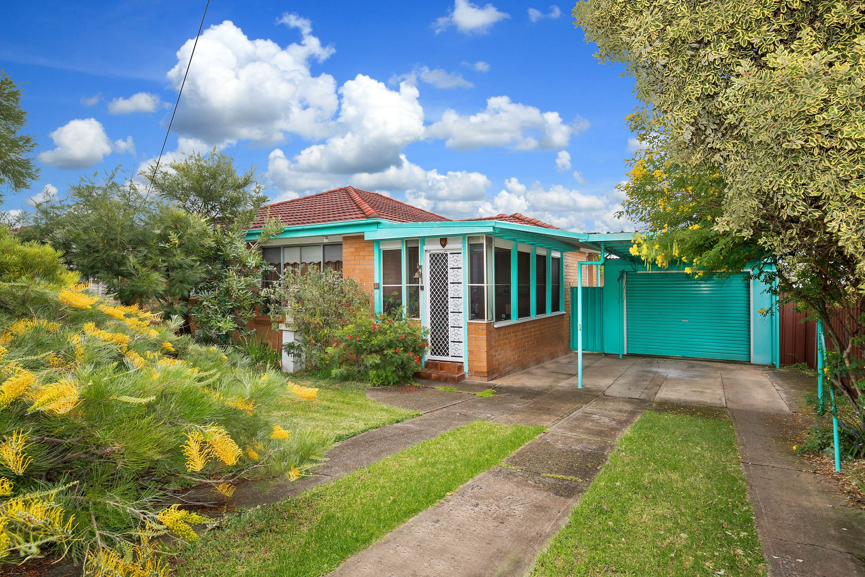 10 Hurlstone Avenue, Glenfield - Image 1