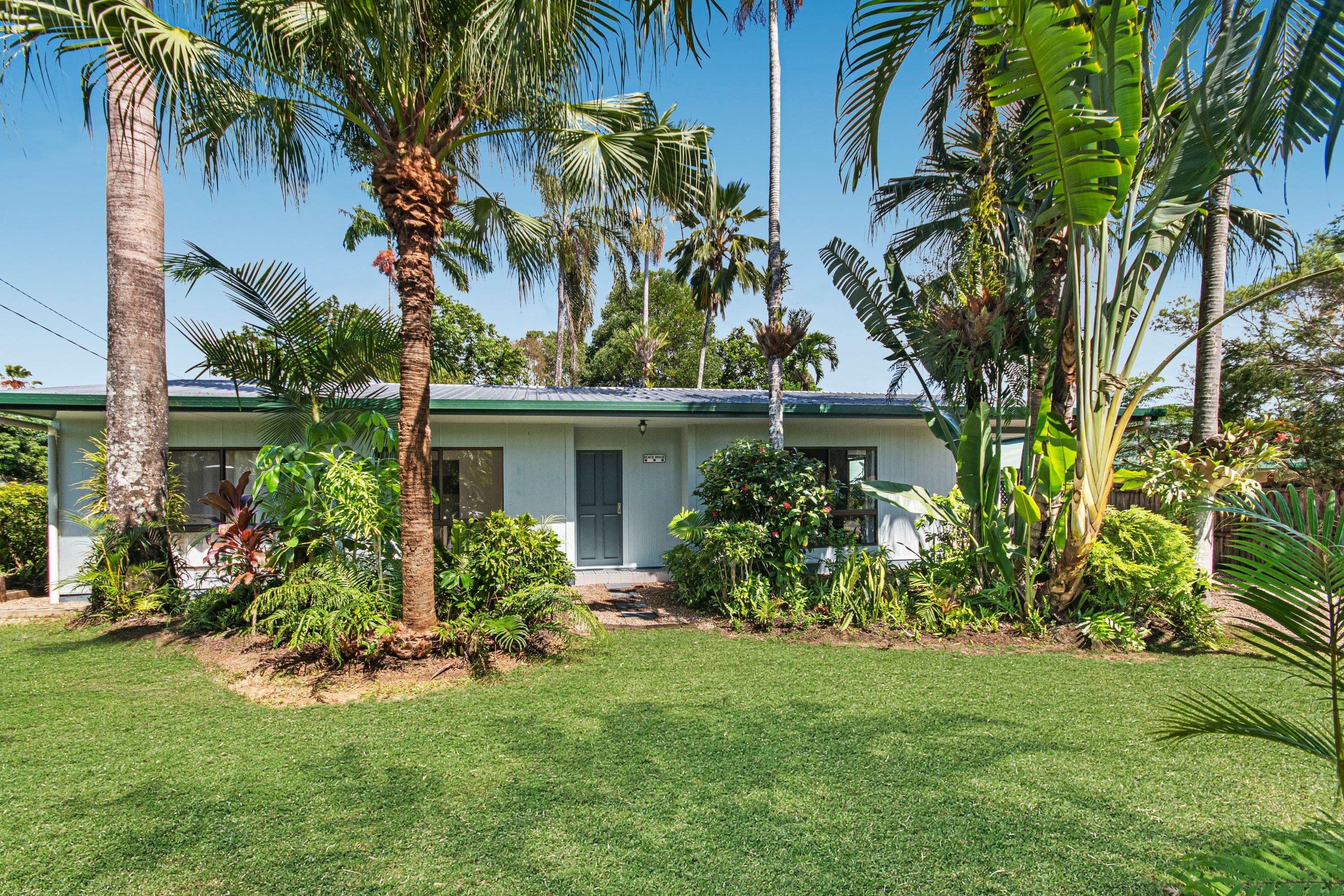 3 Buccaneer Street, SOUTH MISSION QLD 4852, South Mission Beach - Thumbnail 2