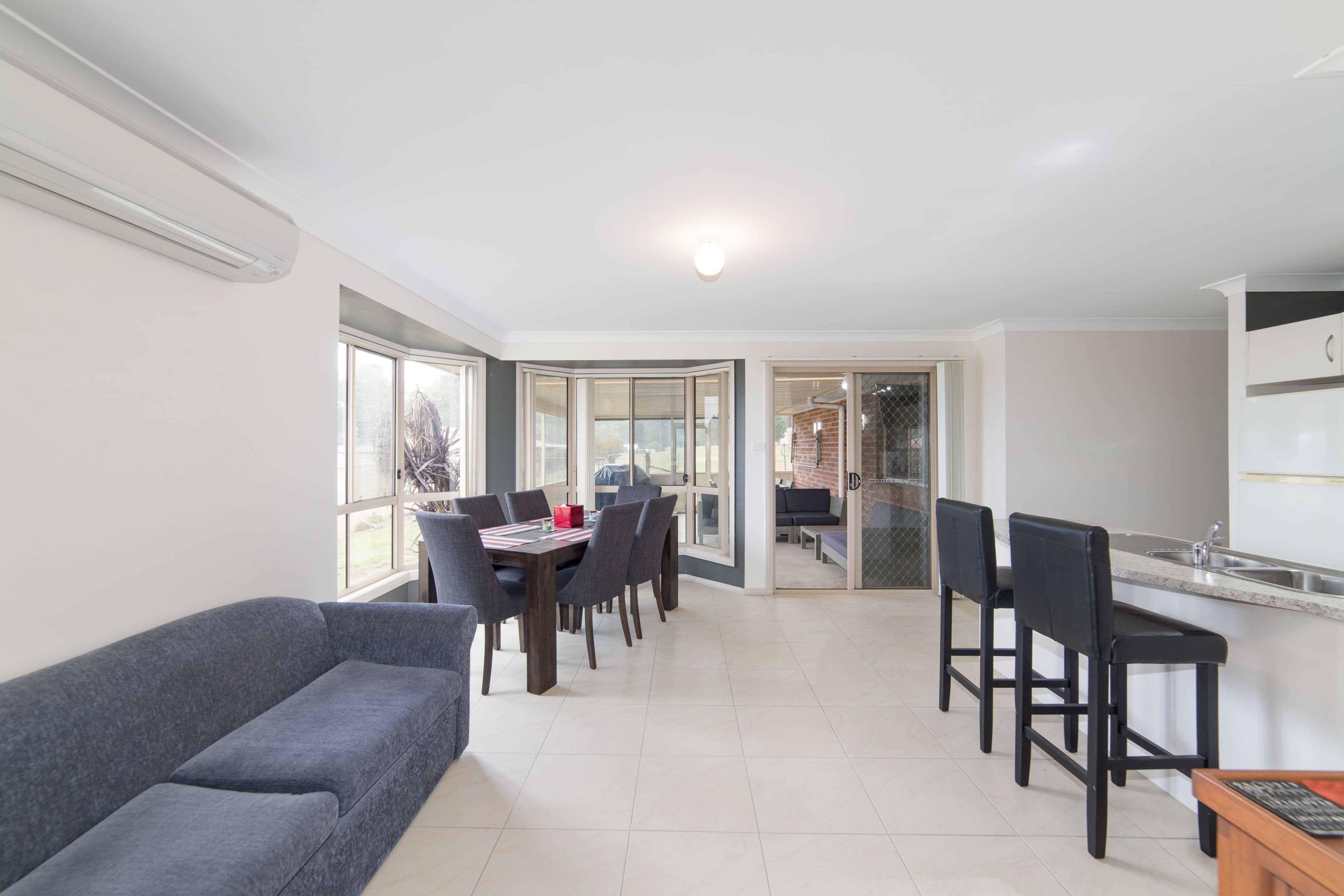 45 Lowe Street, Clarence Town - Thumbnail 4