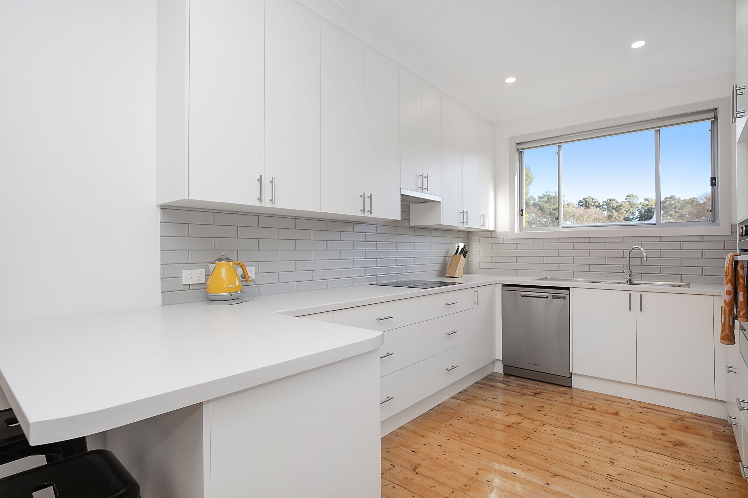 17 Ower Street, Camperdown VIC 3260, Camperdown - Thumbnail 4