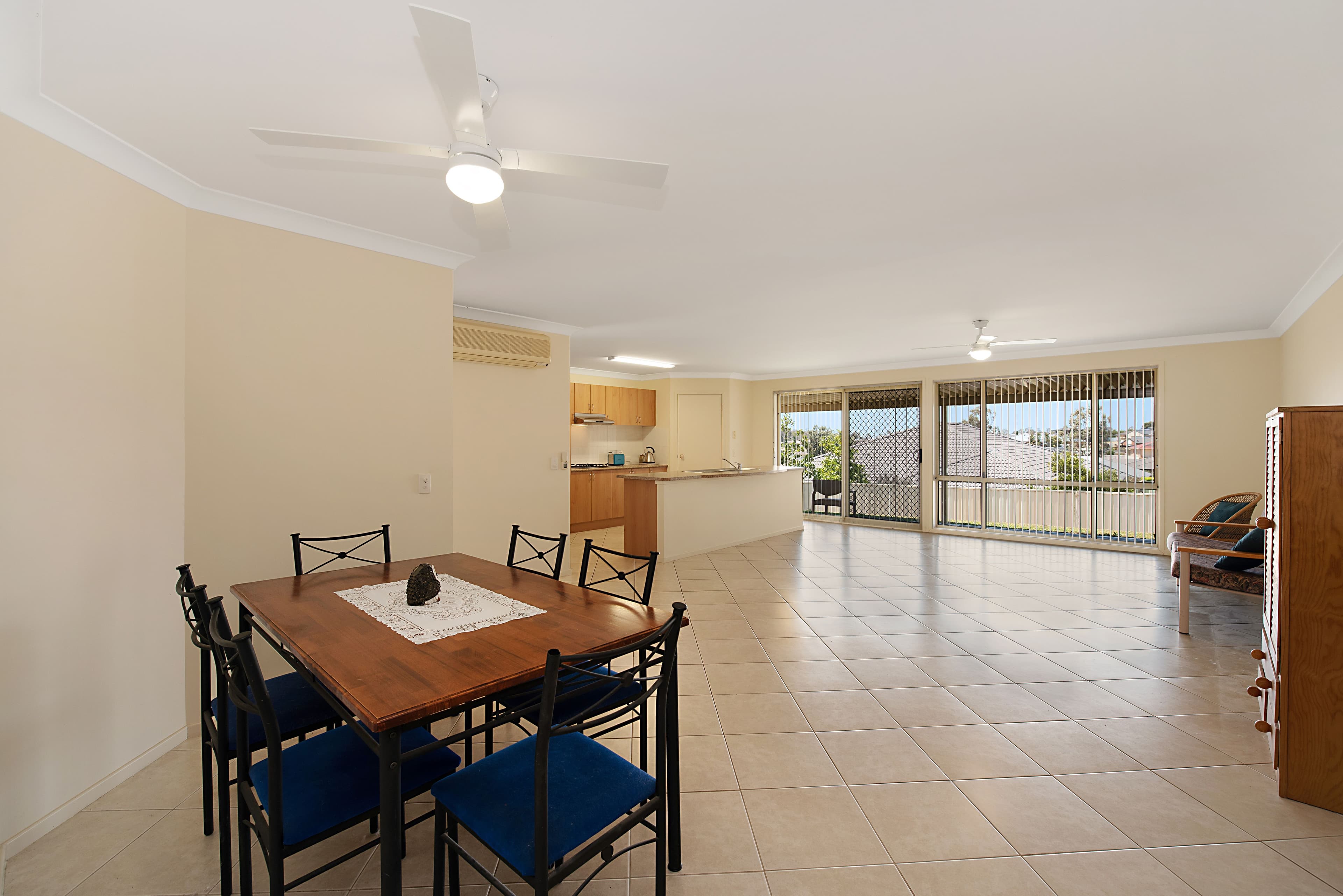 7 Peregrine Close, Aberglasslyn - Thumbnail 4