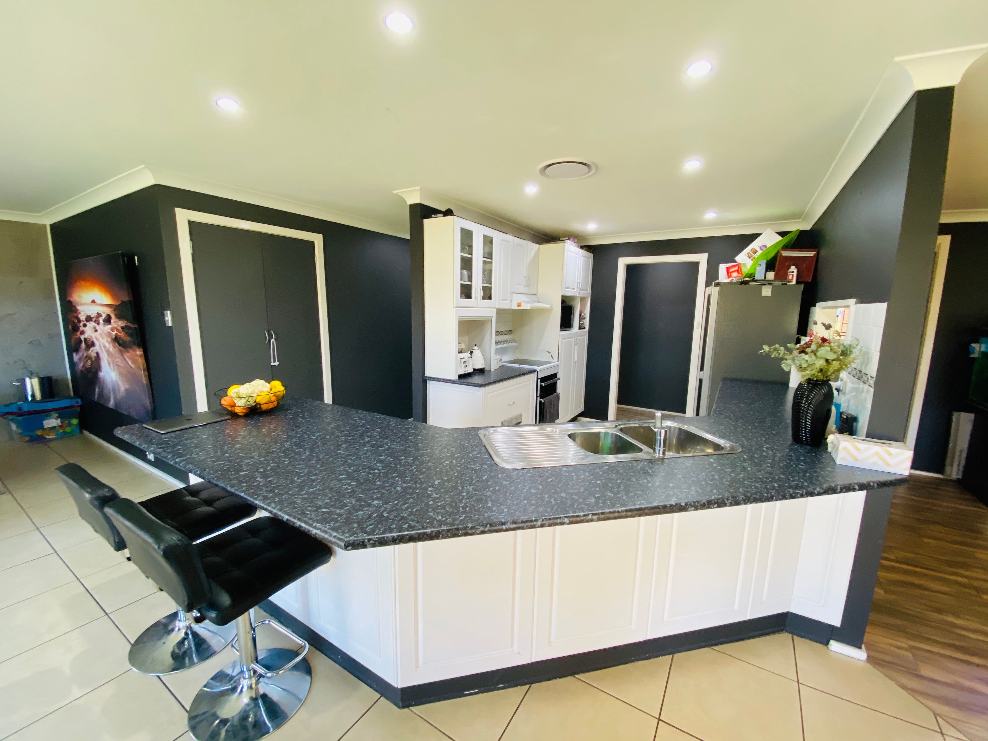 14 Crichton Cresent, Young NSW 2594, Young - Thumbnail 3