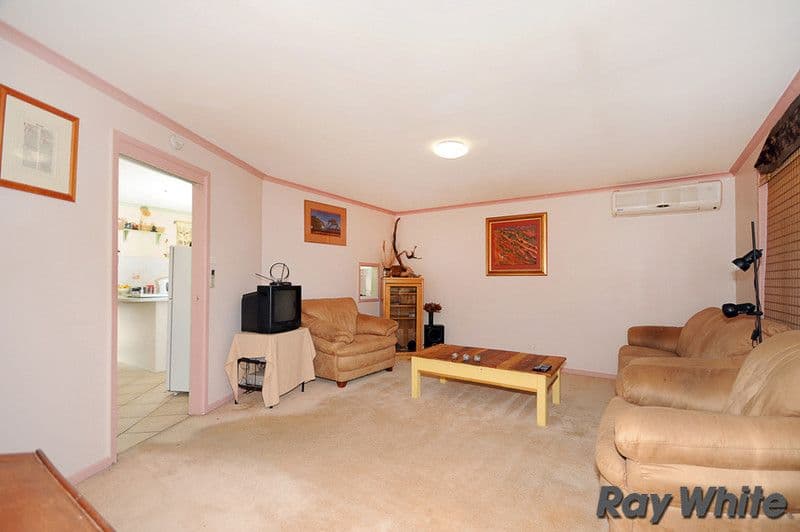 24 Outtrim Avenue, CALWELL ACT 2905, Calwell - Thumbnail 4