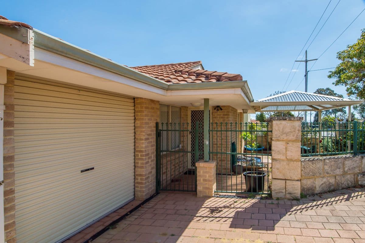 109 Ewen Street, Doubleview WA 6018, Doubleview - Thumbnail 2