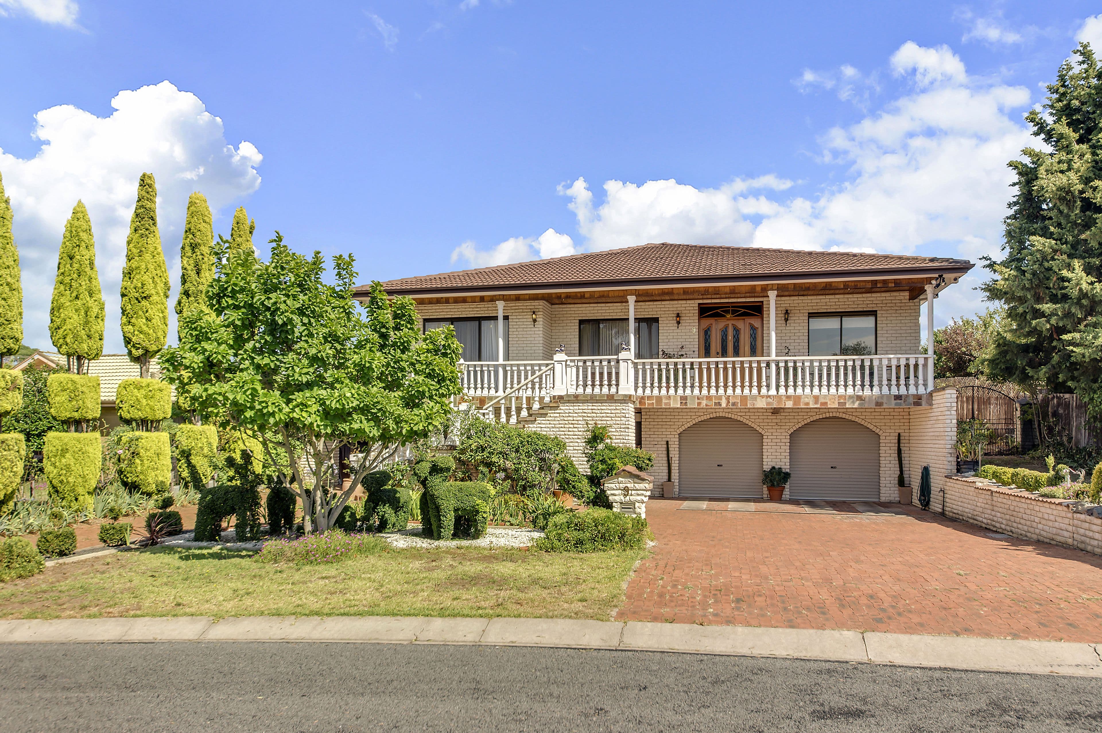 9 Cuscaden Crescent, Florey ACT 2615, Florey - Thumbnail 2
