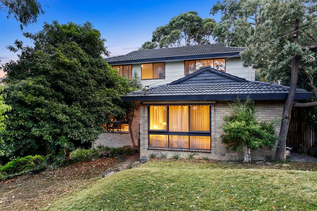 8 CORRONG Crescent, Mooroolbark VIC 3138, Mooroolbark - Image 1