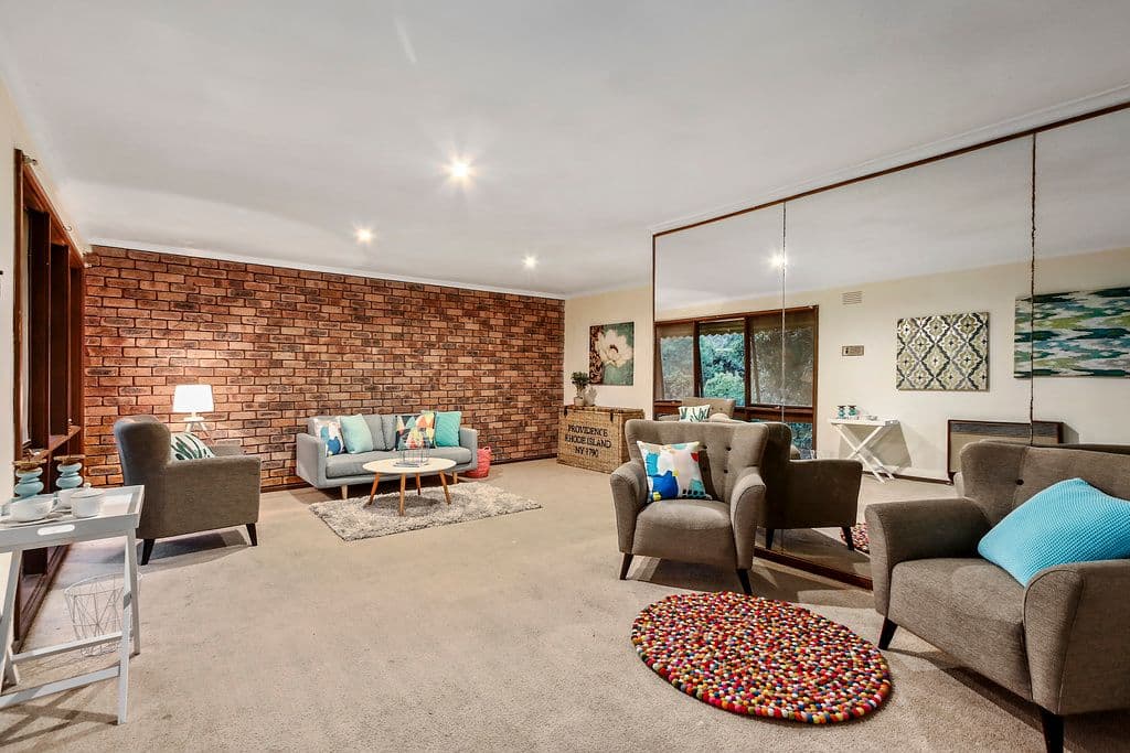 8 CORRONG Crescent, Mooroolbark VIC 3138, Mooroolbark - Thumbnail 2