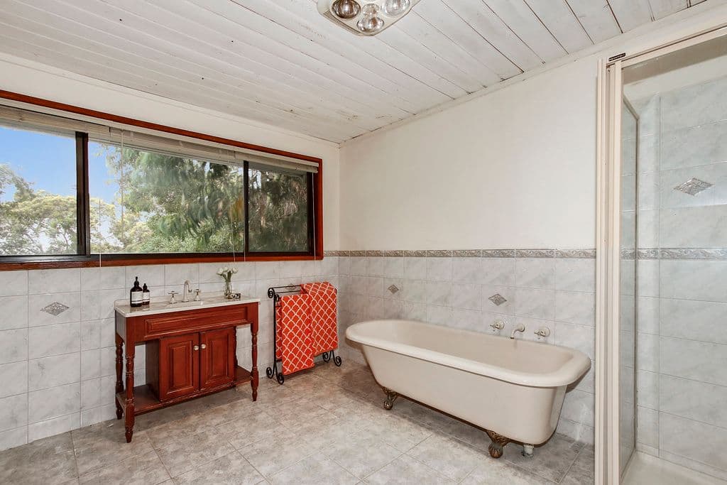 8 CORRONG Crescent, Mooroolbark VIC 3138, Mooroolbark - Thumbnail 7