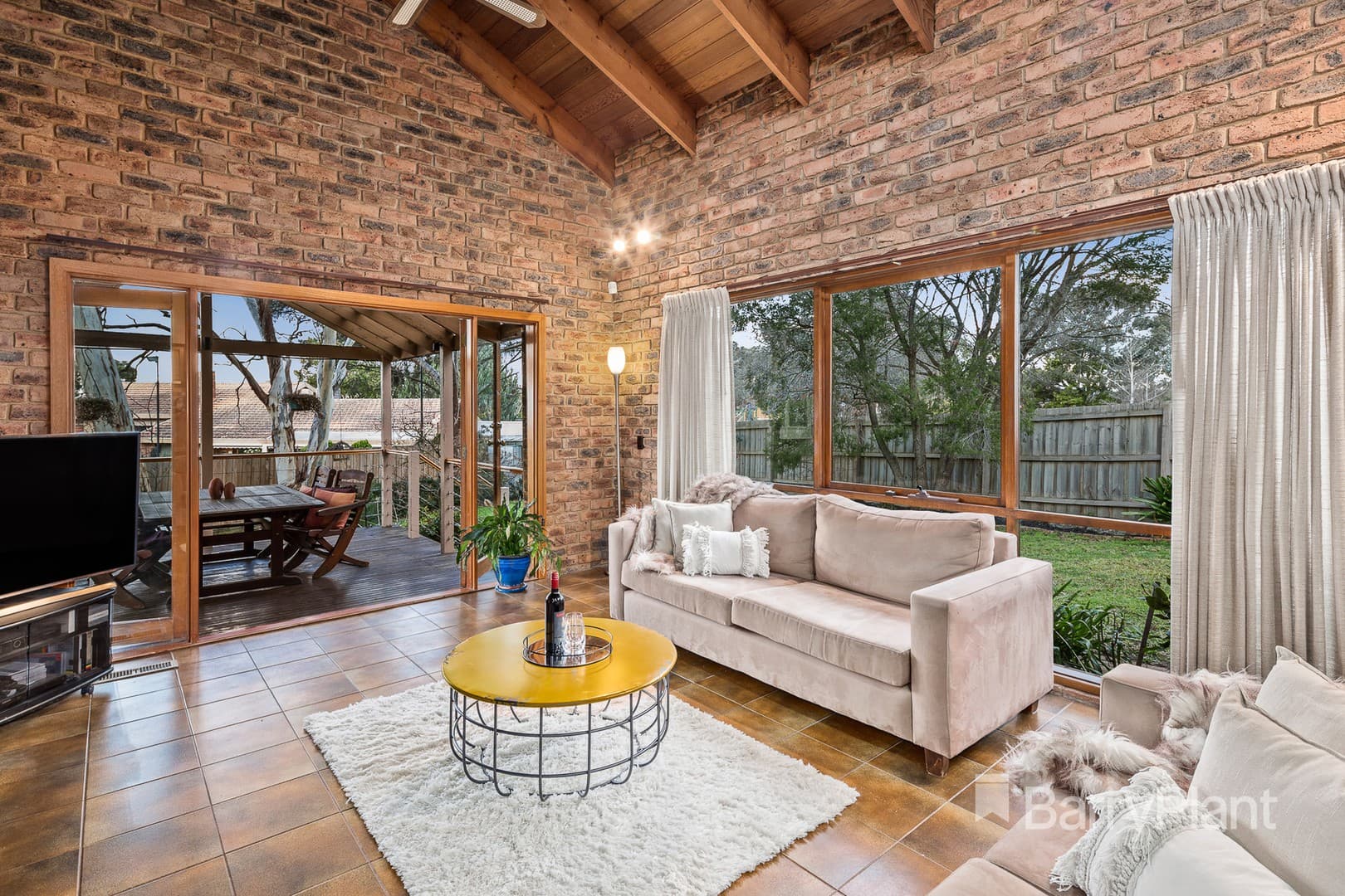 9 Silvana CourtDoncaster East, VIC 3109, Doncaster East - Thumbnail 2