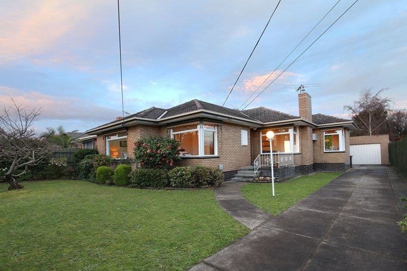110 Watsons Road, GLEN WAVERLEY VIC 3150, Glen Waverley - Image 1