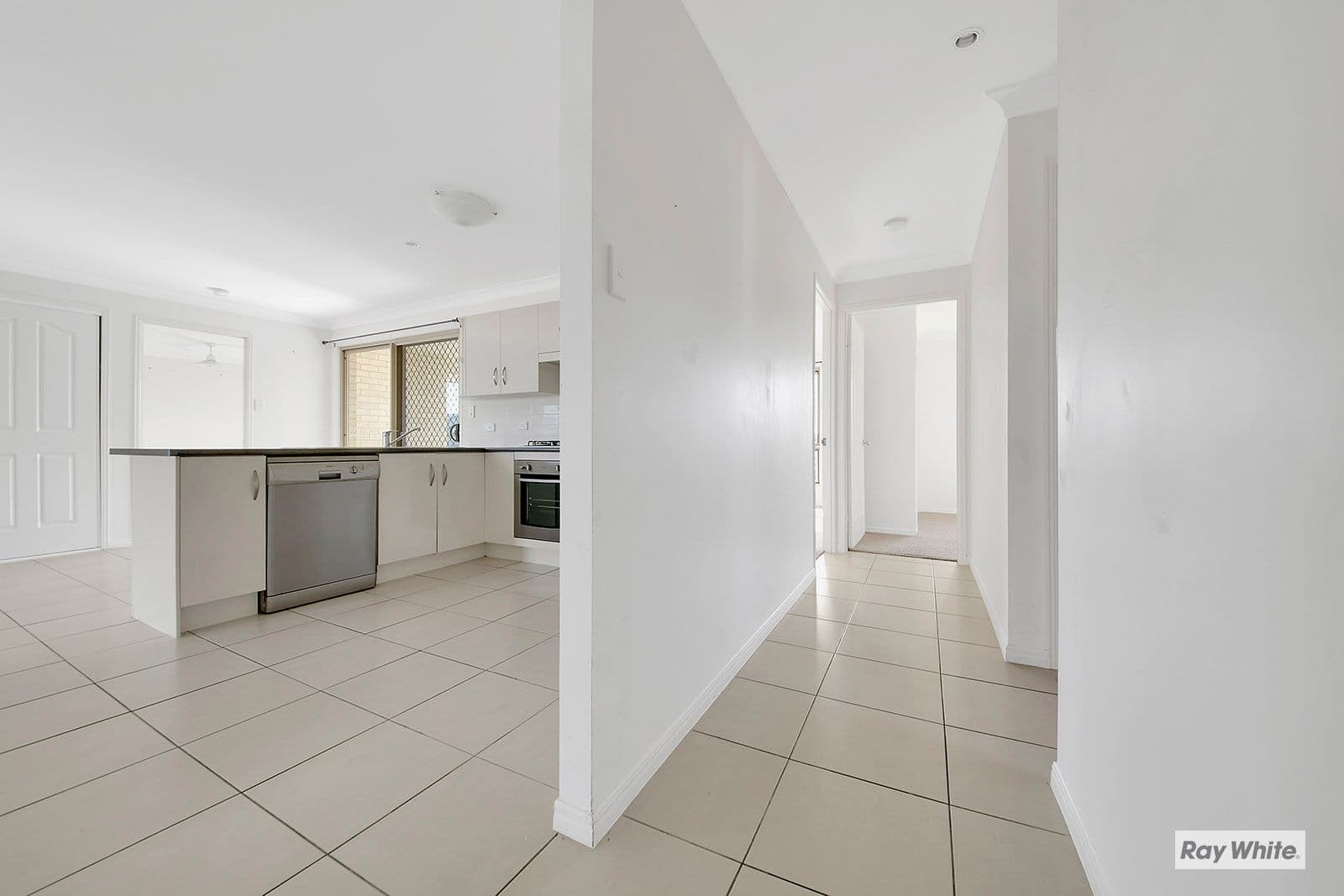 39 San Marino Way, Zilzie QLD 4710, Zilzie - Thumbnail 7