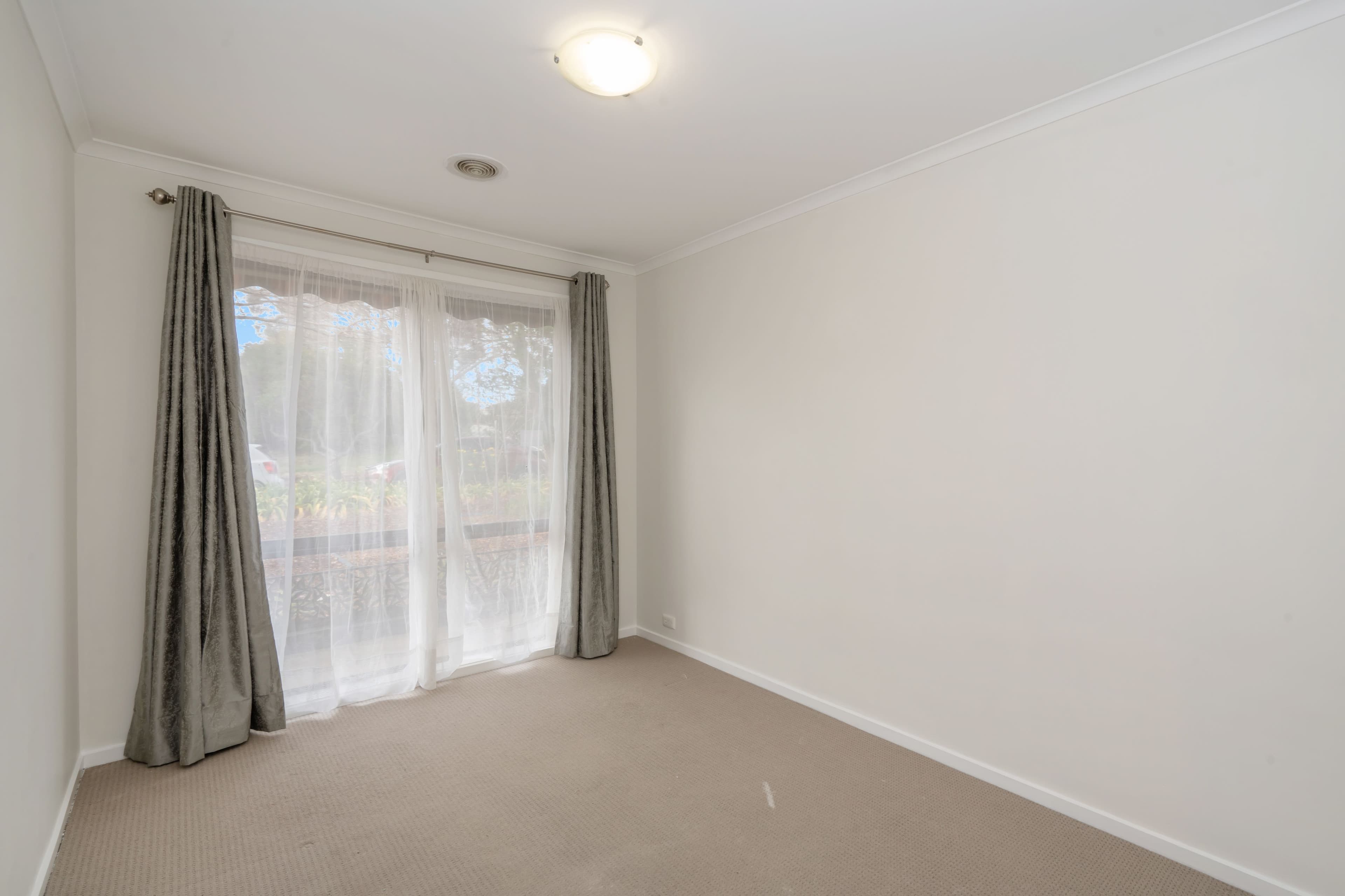 53 Vagabond Crescent, McKellar ACT 2617, McKellar - Thumbnail 7