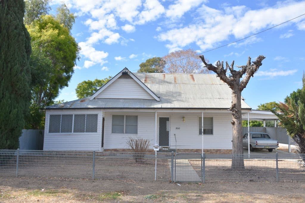300 Auburn Street, Moree - Image 1