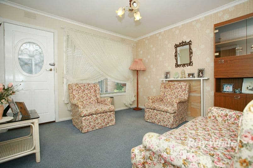 45 Leonard Avenue, NOBLE PARK VIC 3174, Noble Park - Thumbnail 3