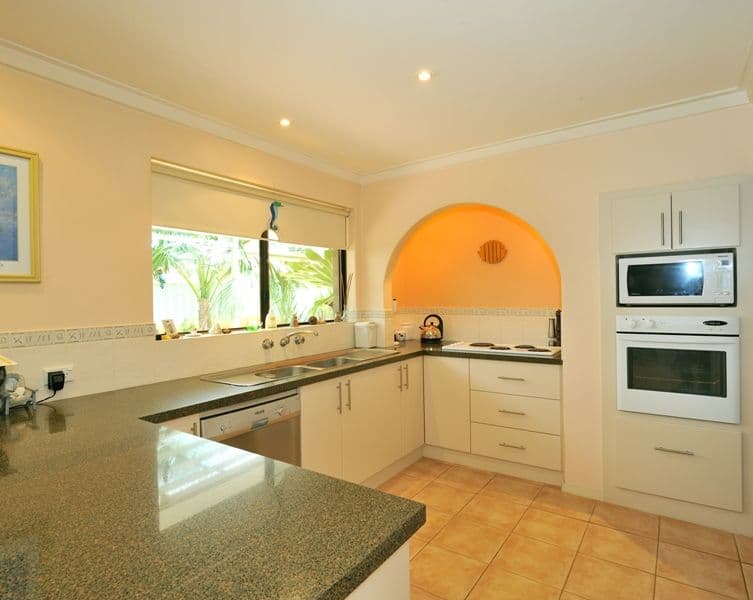 1 Gosforth Court, SAFETY BAY WA 6169, Safety Bay - Thumbnail 2